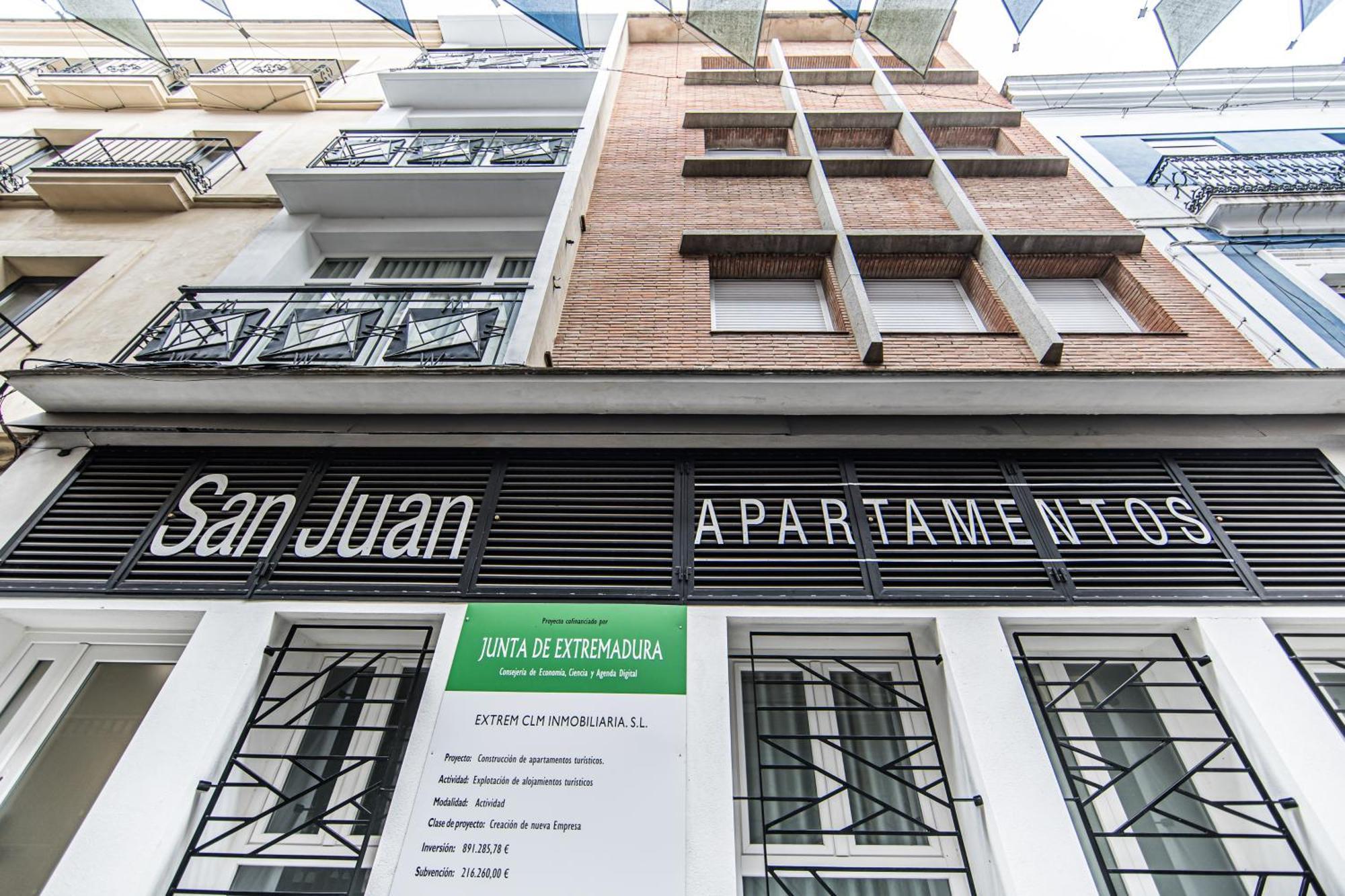 Apartamentos Luxury En San Juan Badajoz Exterior foto